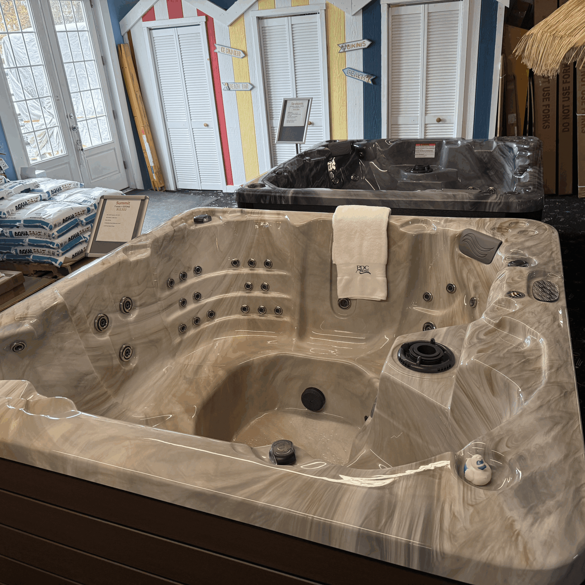 PDC Summit 7 seats Island Spas and Pools